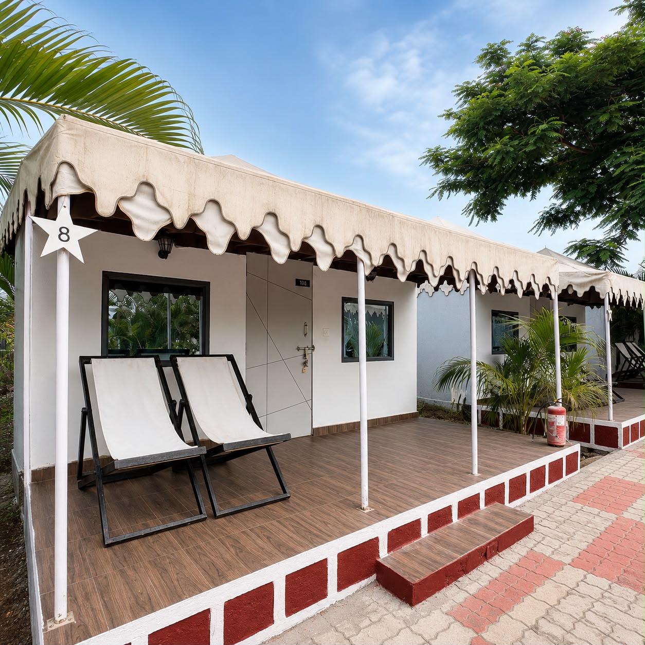 Accommodation 1 cottage balcony