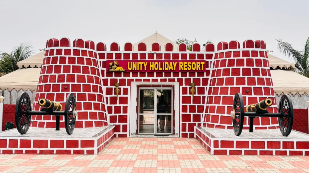 hotel near statue of unity
